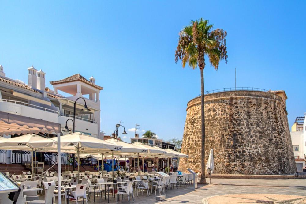 300M To The Beach ! Mijas Luaran gambar